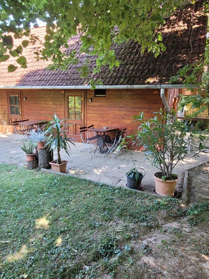 Mohas Vendeghaz Koszeg Mohas Ut 107 Hotel Екстериор снимка
