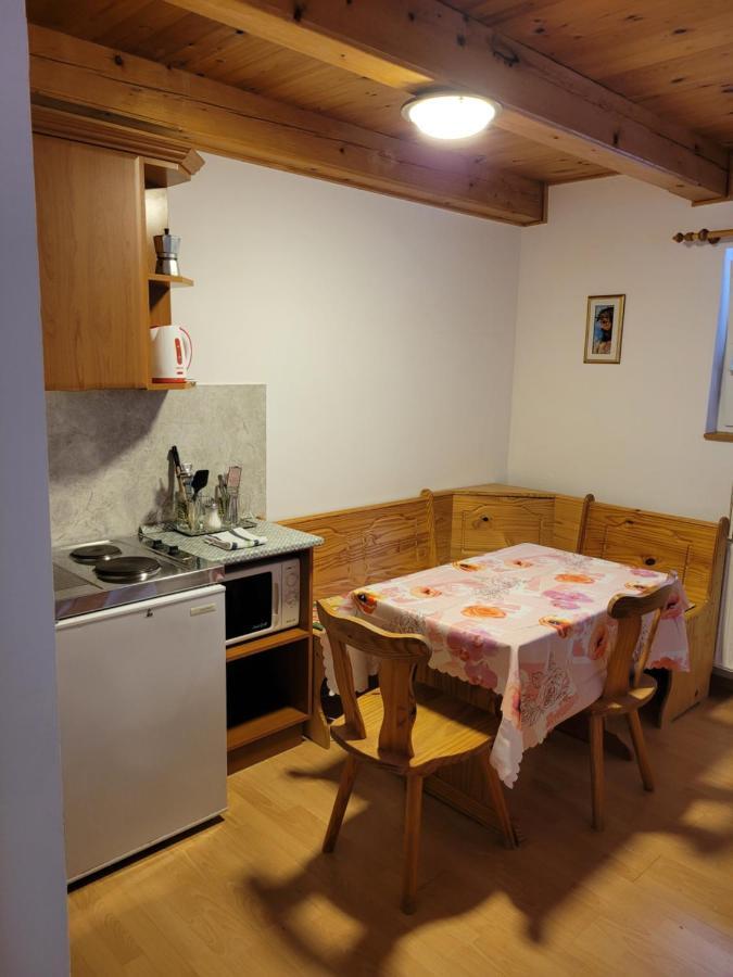 Mohas Vendeghaz Koszeg Mohas Ut 107 Hotel Екстериор снимка